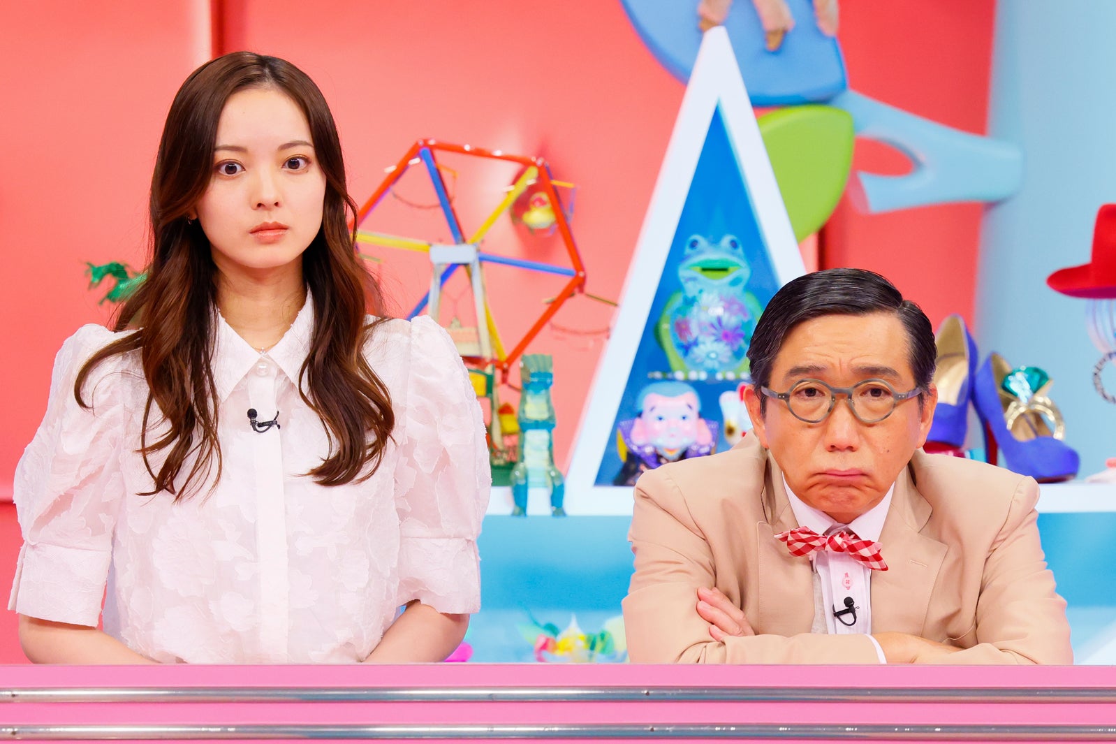 梶原善ら（C）カンテレ