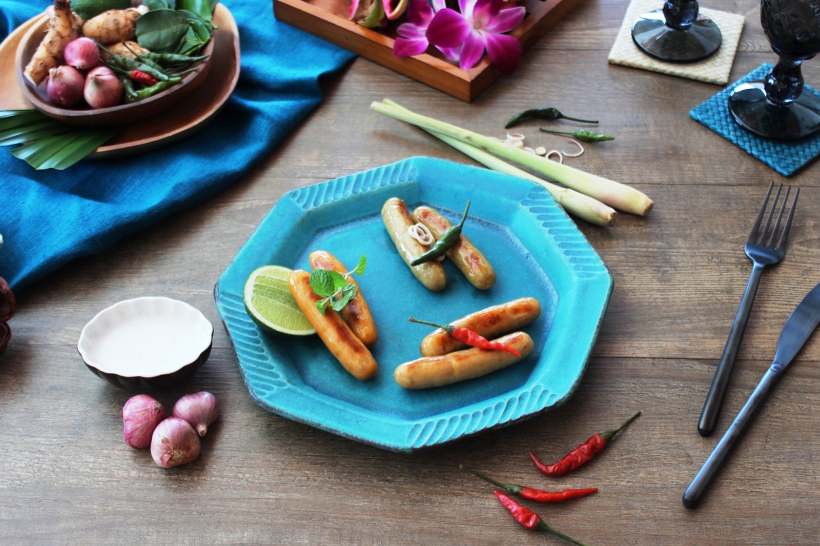 旅の思い出が蘇る「World Travel アンティエ」で女子会も盛り上がる！（提供画像）