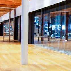 ガラス越しにも鑑賞が可能な常設展/提供画像