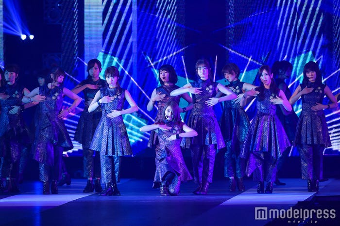 乃木坂46(C)モデルプレス