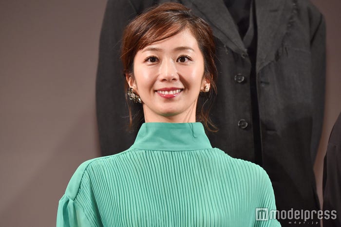 (C)モデルプレス