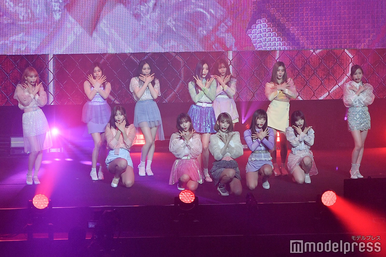 IZ*ONE （C）モデルプレス