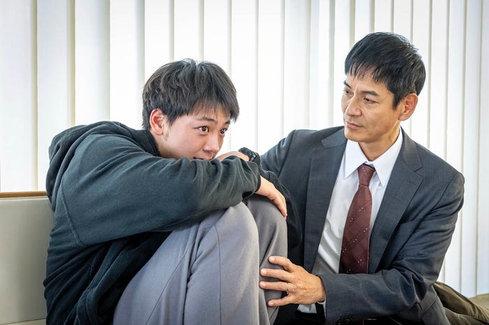 竹内涼真、沢村一樹(C)テレビ東京