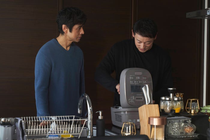 西島秀俊、山本耕史「きのう何食べた? season2」第6話より(C)「きのう何食べた? season2」製作委員会(C)よしながふみ/講談社