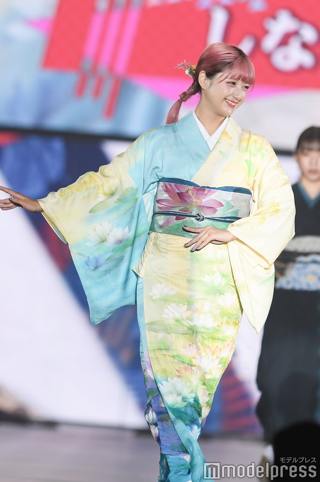 しなこ（C）モデルプレス