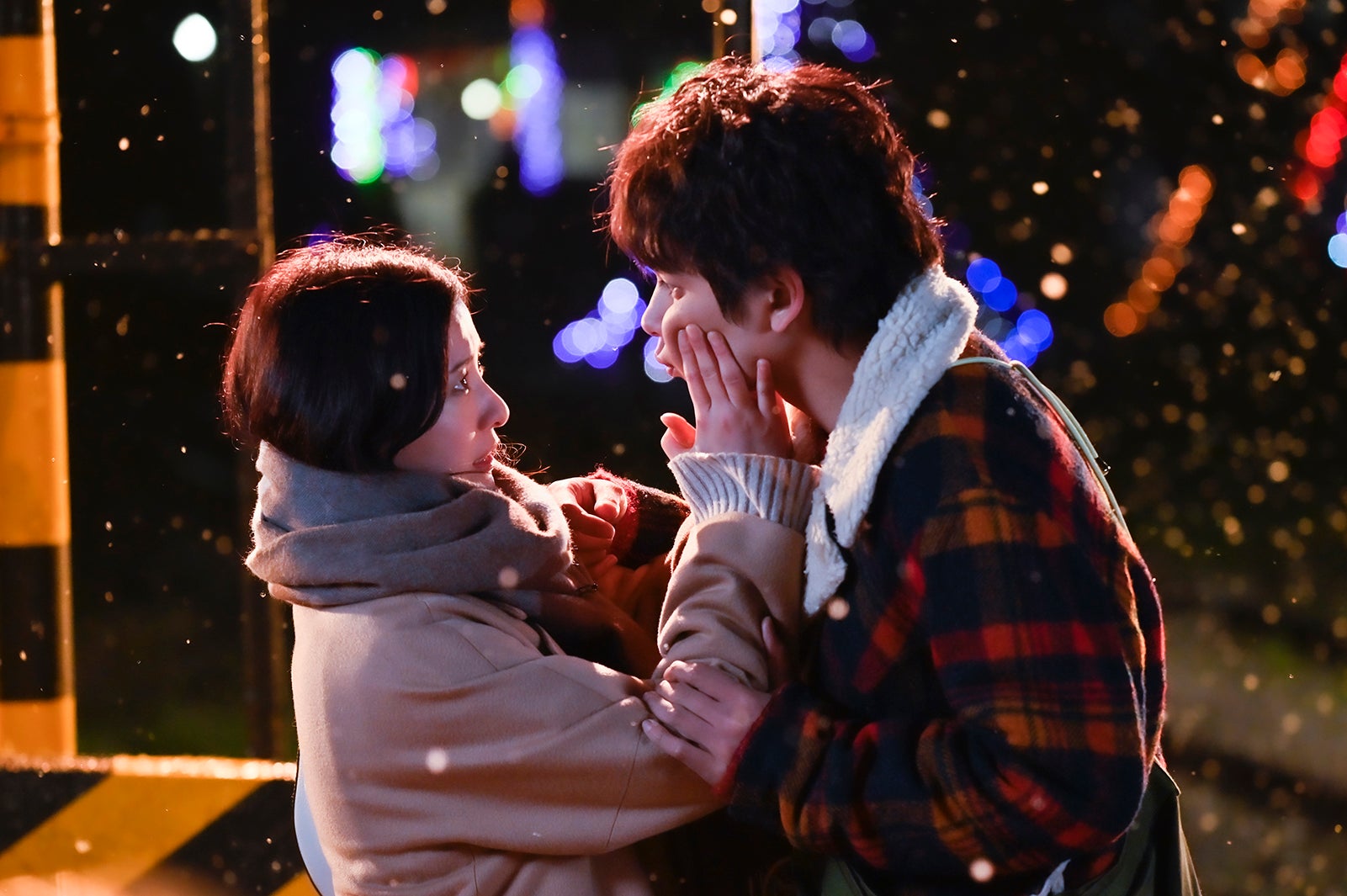 画像5 5 「星降る夜に」一星（北村匠海）、鈴（吉高由里子）にキスの“ステイ”仕返し 年下男子の悶絶やり取りに沼る視聴者続出 モデルプレス