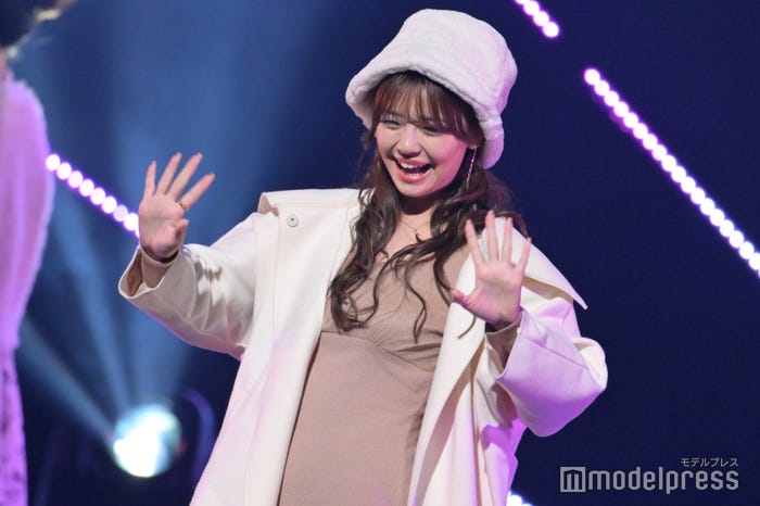 (C)モデルプレス