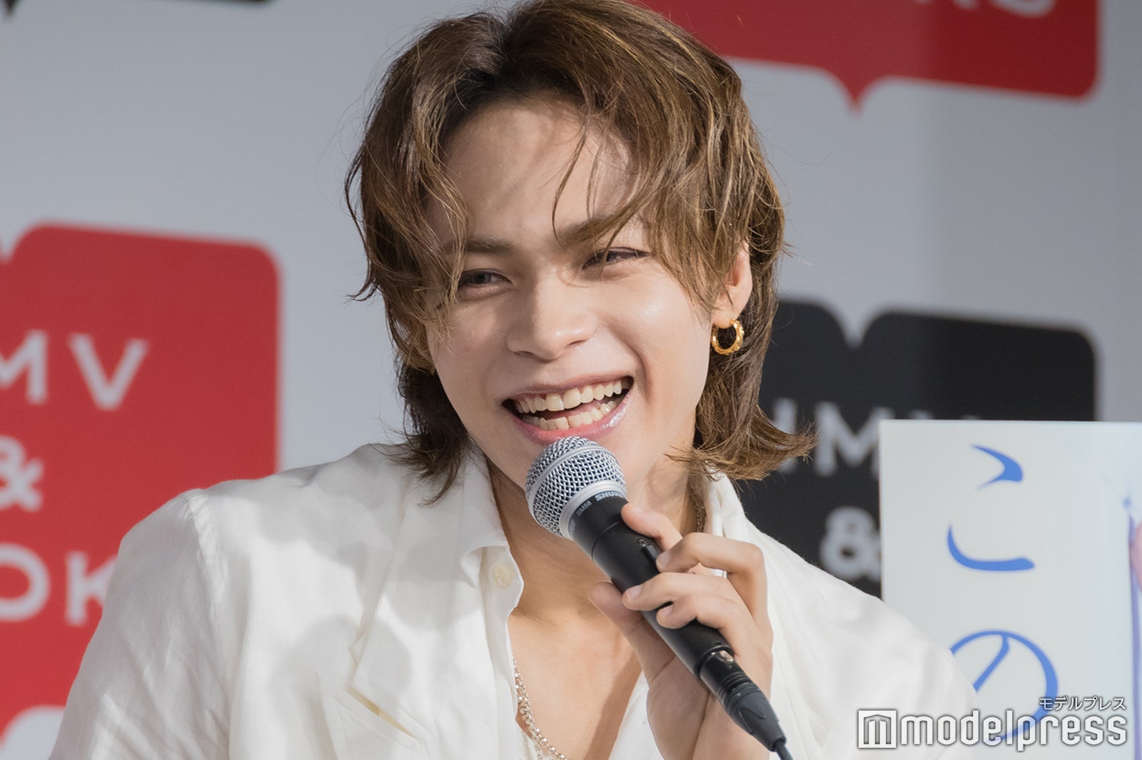 中丸雄一による似顔絵ではいつもガリガリ君になる上田竜也（C）モデルプレス