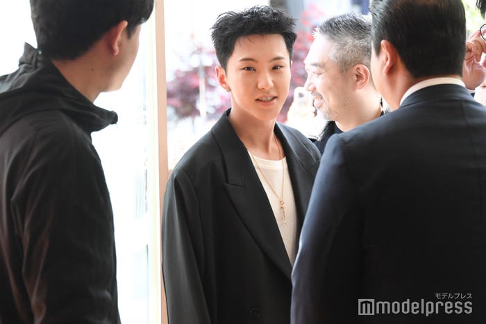 会場に入る瞬間のHOSHI(C)モデルプレス