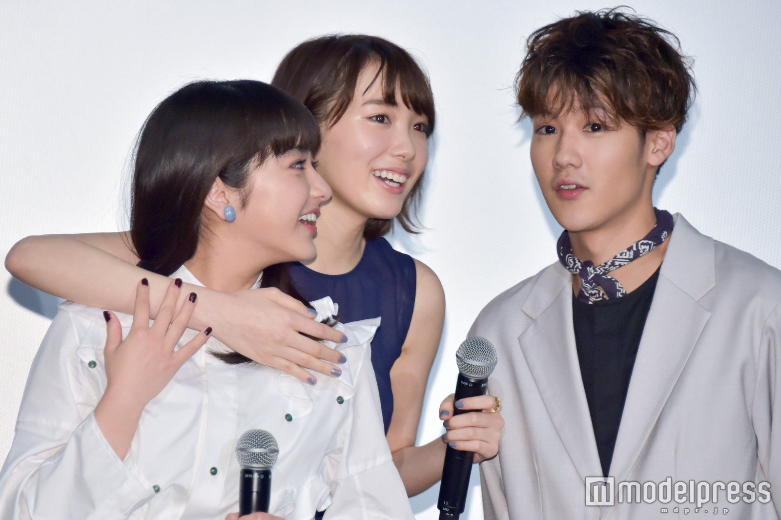 葉山奨之の“変態”発言に飯豊まりえ＆平祐奈がツッコミ「カーテンじゃないから！」