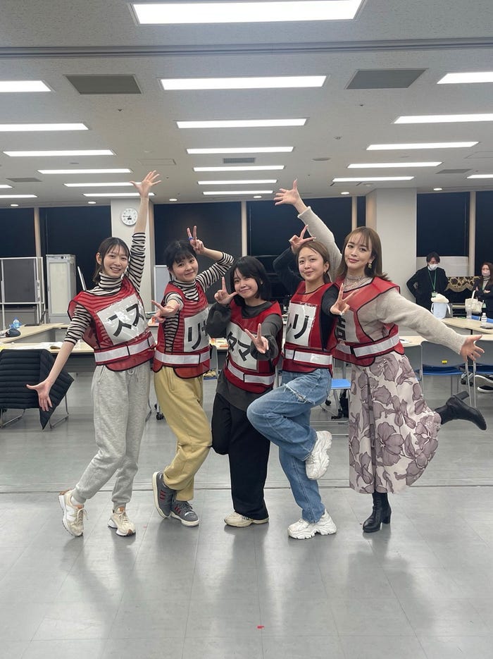 岡本夏美、田村芽実、谷藤海咲、みりちゃむ、Rumi(提供写真)