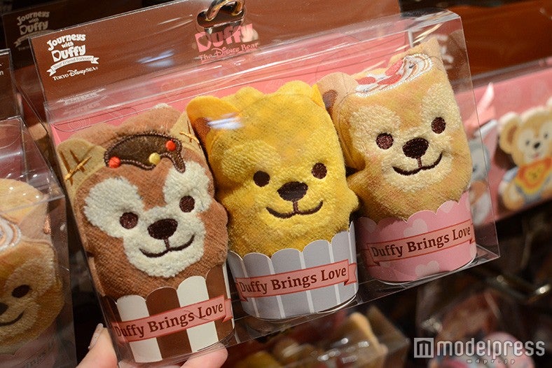 ミニタオルセット￥2100（C）モデルプレス