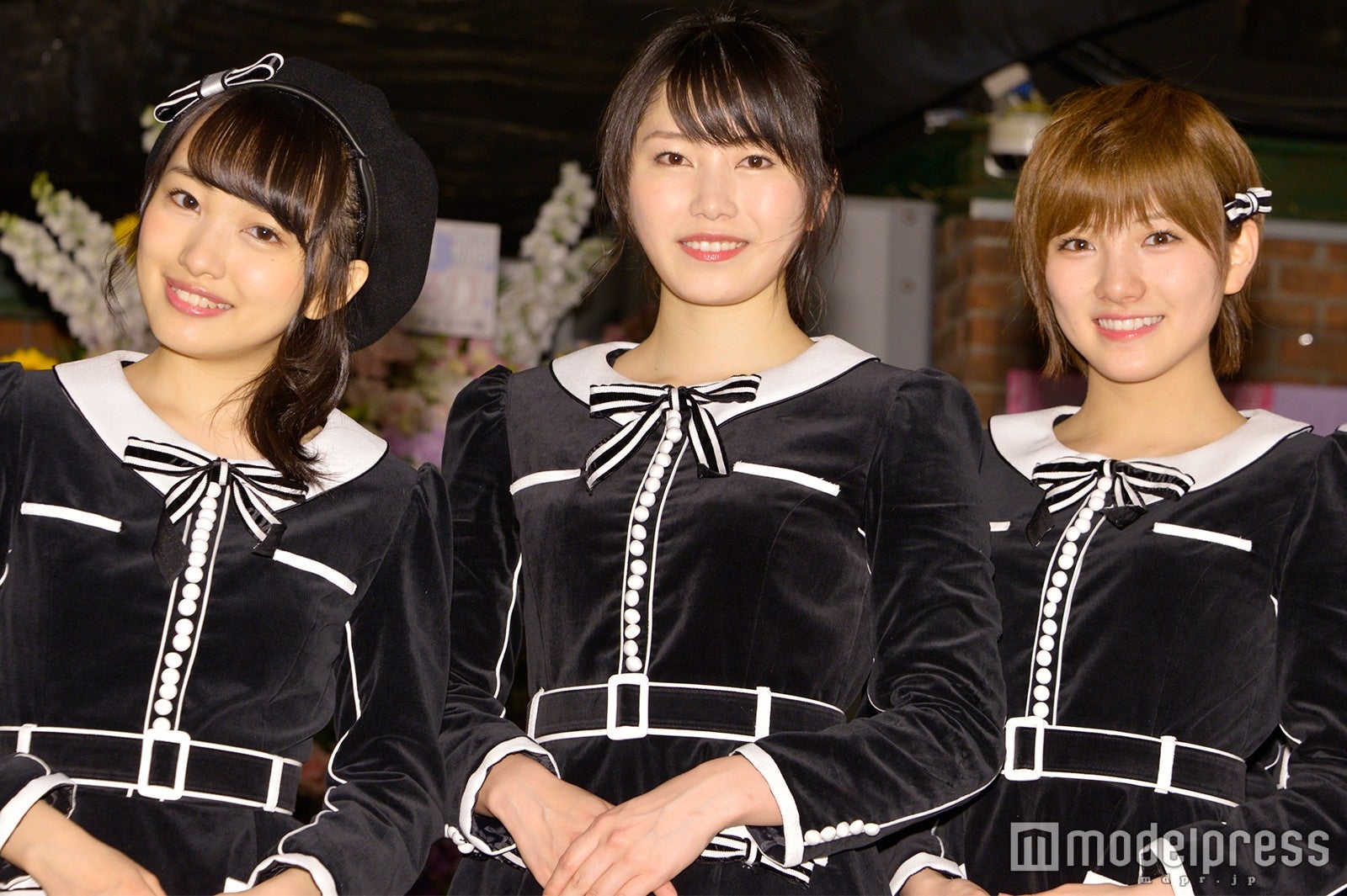 向井地美音、横山由依、岡田奈々（C）モデルプレス