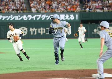 巨人守備にほころび 初回タイムリーの佐藤輝を一、二塁間で挟殺失敗 解説者「ちょっともったいなかった」 オールセーフで1死一、三塁→大山の犠飛で2点目