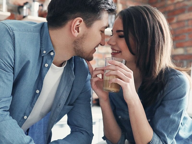 素敵な男性を引き寄せる！「恋愛強者」なアラサー女性の特徴３つ