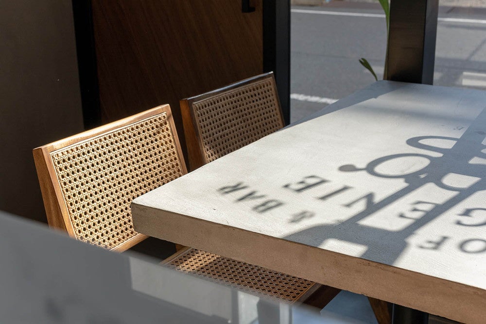 コーヒーアンドバー ジーニー／画像提供：ラビオワークス