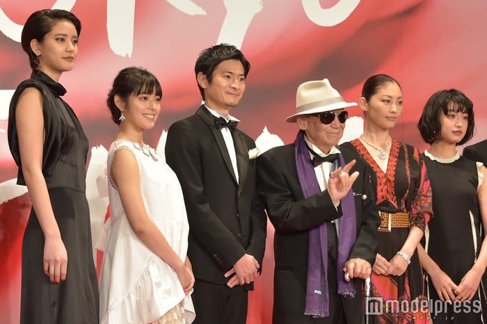 山崎紘菜、矢作穂香、窪塚俊介、大林宣彦監督、常盤貴子、門脇麦C)モデルプレス