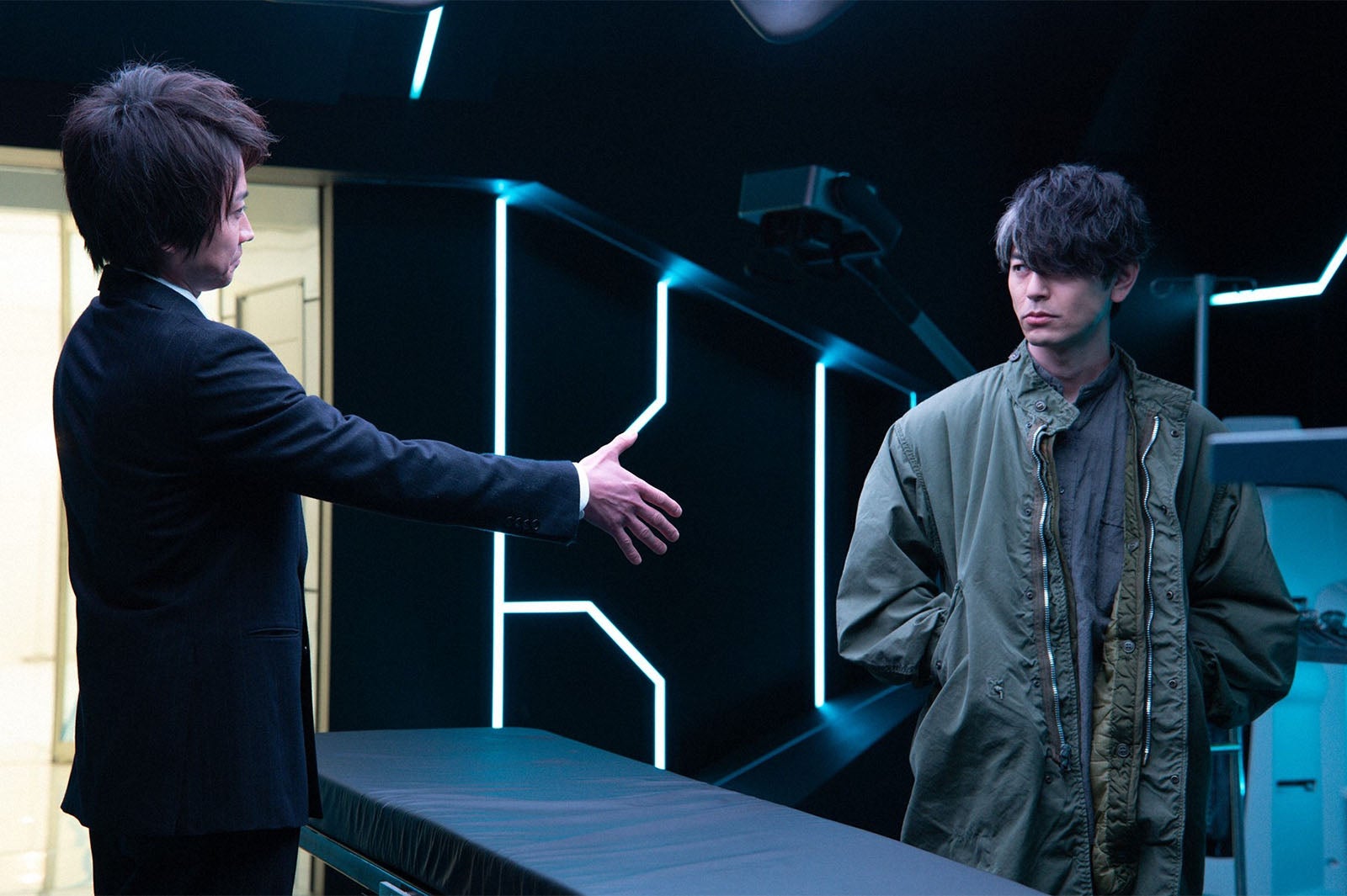 藤原竜也、妻夫木聡／「Get Ready！」第5話より（C）TBS