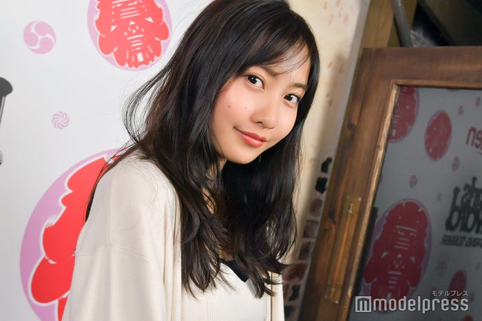 佐野ひなこ(C)モデルプレス