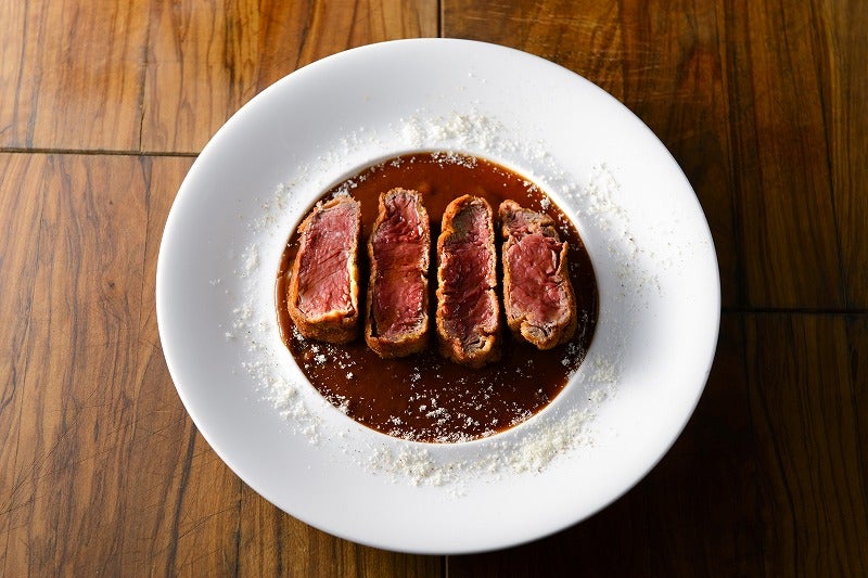 “最高にちょうどいい”肉が味わえる「ペコシセ」都内初出店　ノスタルジックモダンメニューに舌鼓