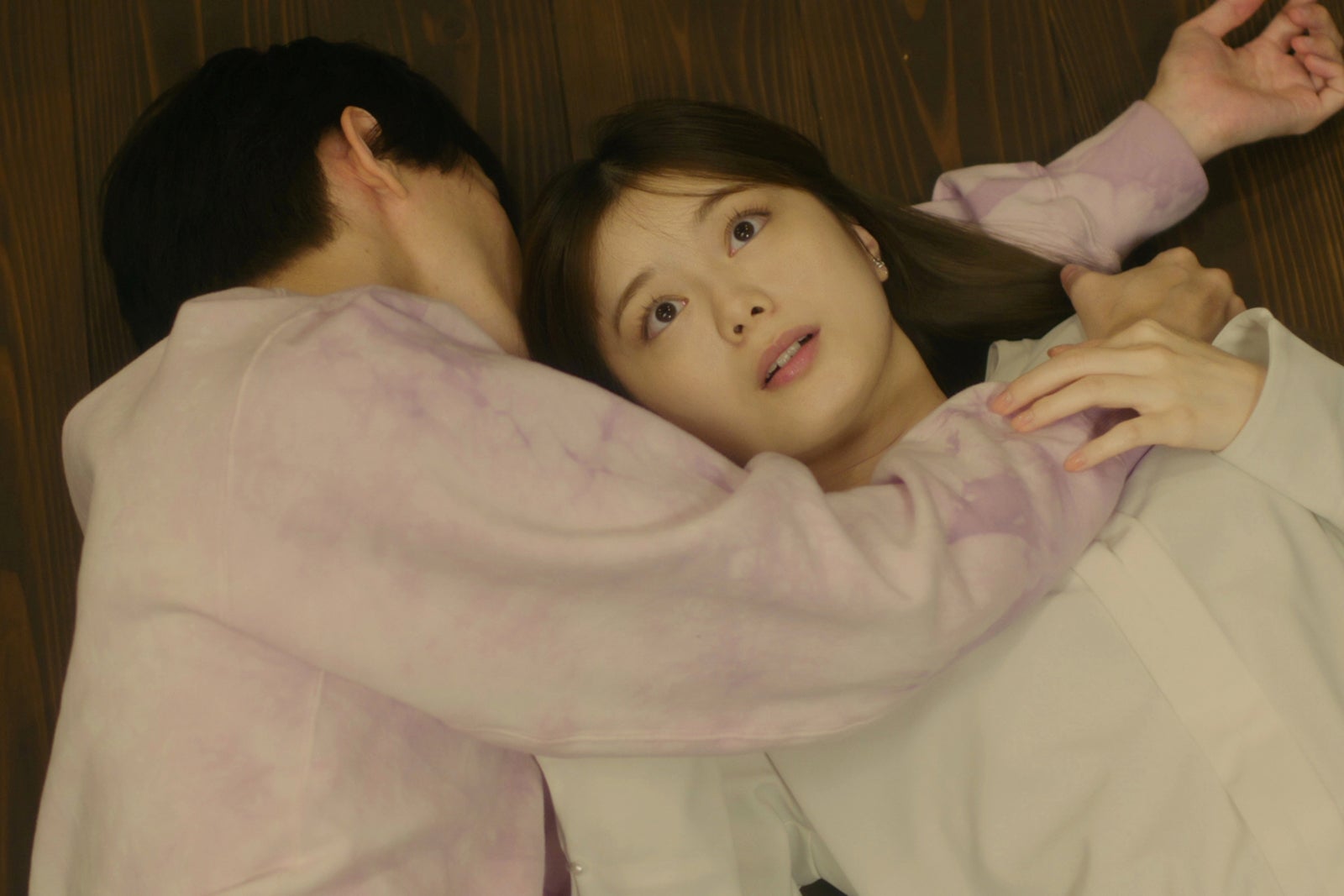 紺野彩夏「キスでふさいで、バレないで。」第6話（C）「キスでふさいで、バレないで。」製作委員会