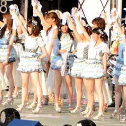 「AKB48 スーパーフェスティバル ~日産スタジアム、小(ち)っちぇっ!小(ち)っちゃくないし!!~」開幕