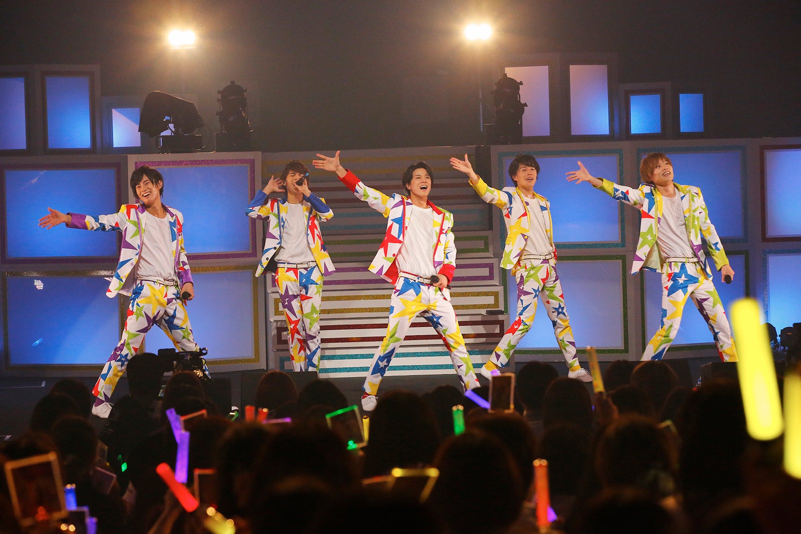 DearDream 1st LIVE TOUR 2018「ユメノコドウ」パシフィコ横浜国立大ホール／写真： Rie Suwaki（MAXPHOTO）