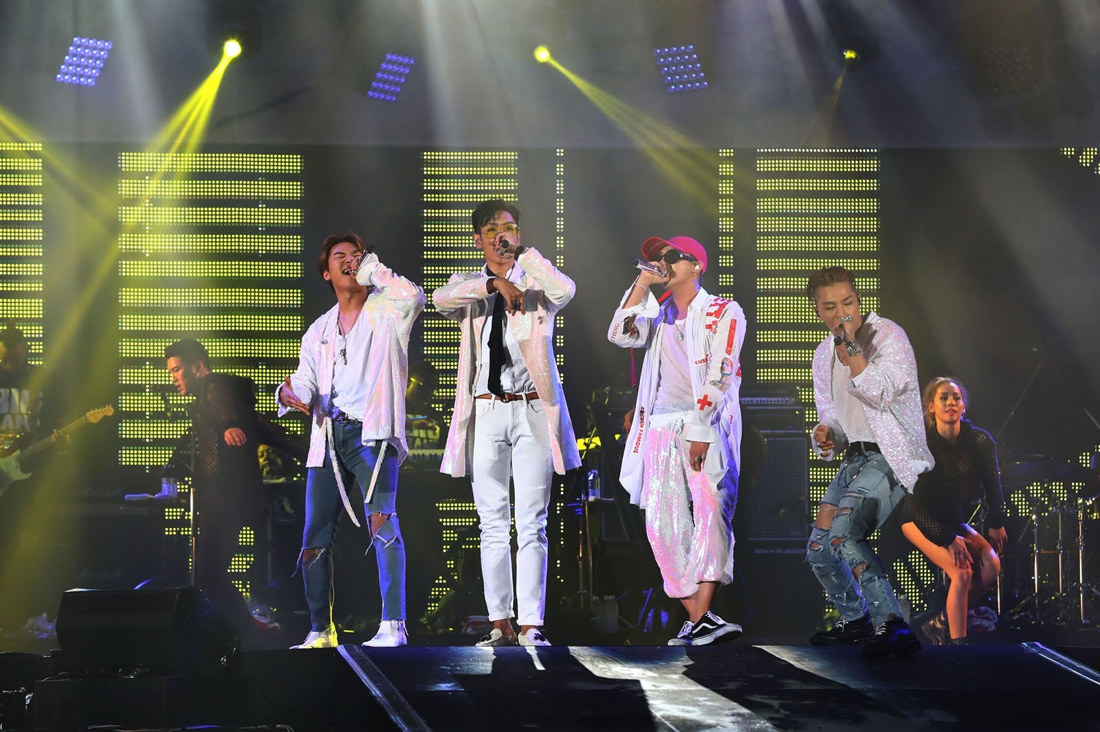 BIGBANG「a-nation」ヘッドライナーで全12曲熱唱 V.I不在も圧倒的 ...
