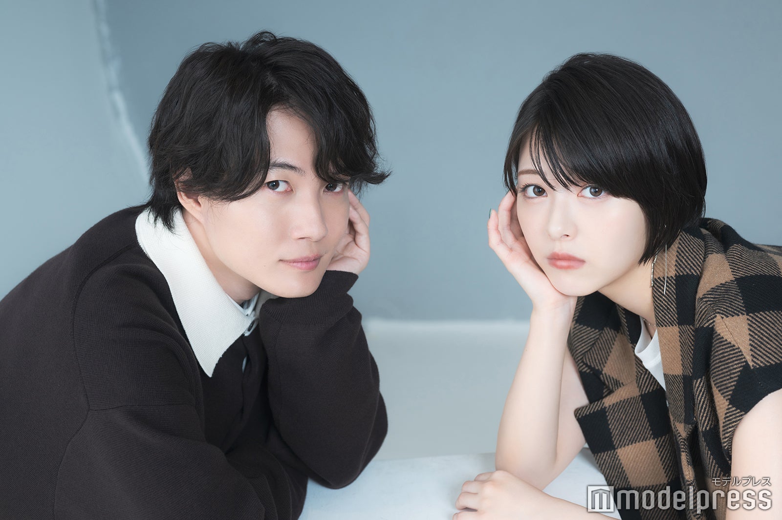 神木隆之介、浜辺美波（C）モデルプレス