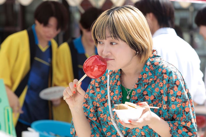 サーヤ「最高の教師 1年後、私は生徒に■された」第5話より(C)日本テレビ