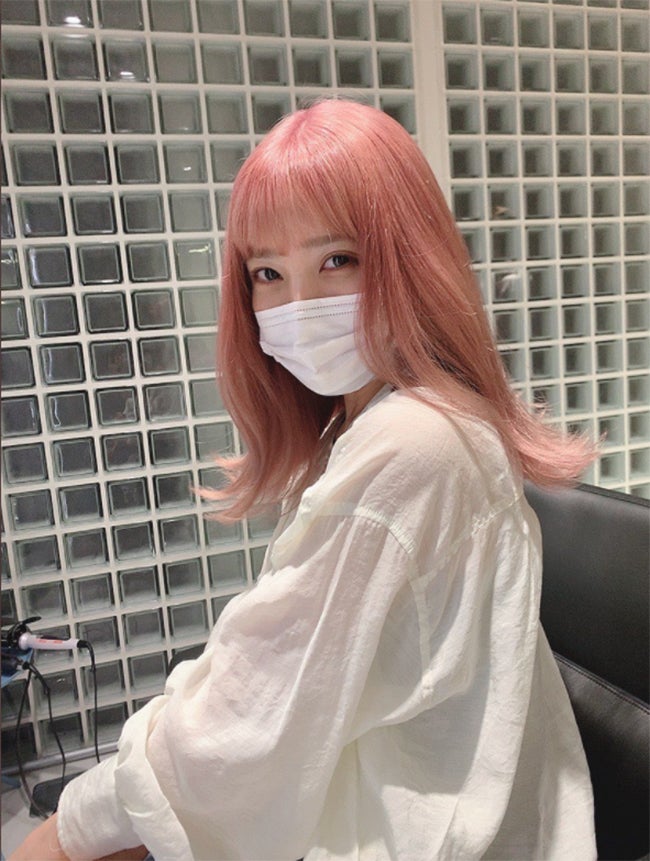 AKB48加藤玲奈、ピンク髪にイメチェンで反響「可愛すぎる」「キープして」