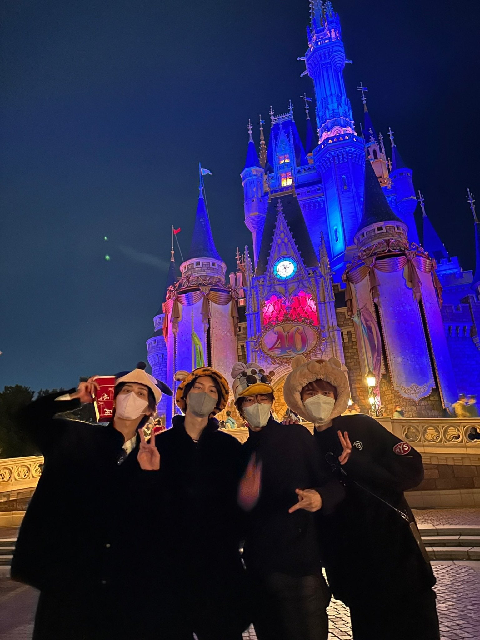 「クールドジ男子」瀬戸利樹、NCT 127中本悠太・桜田通・藤岡真威人とのディズニー満喫ショット多数公開 JO1川西拓実の呼び方も話題