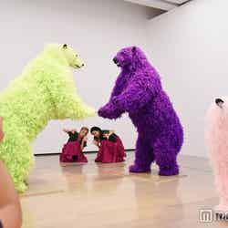 『I and I(芸術のために立ち上がらねば)』など(パオラ・ピヴィ、2014、Courtesy the Artist and Perrotin)(C)モデルプレス