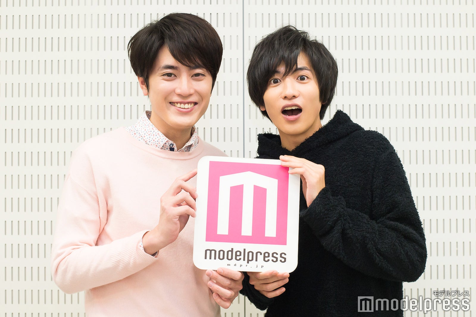 間宮祥太朗、志尊淳（C）モデルプレス