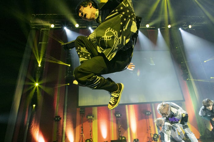 超特急 (画像提供:SDR)