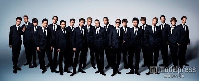 EXILEの2015年「Rising Sun」で幕開け　三代目JSB、GENERATIONSと豪華メドレー披露