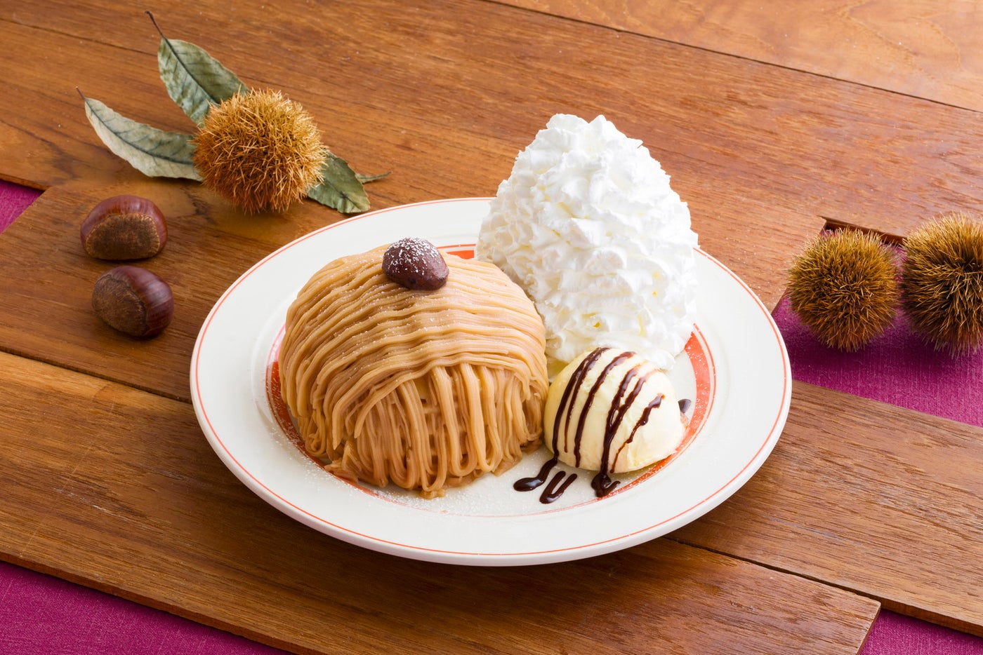 モンブランパンケーキ税込2,365円（提供写真）