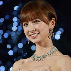 篠田麻里子