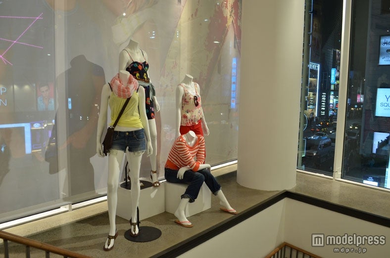 「AMERICAN EAGLE OUTFITTERS」東急プラザ表参道原宿店