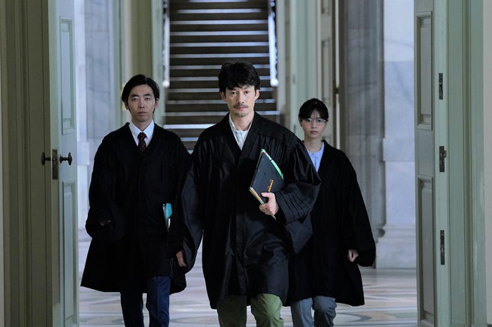 映画『イチケイのカラス』(C)浅見理都/講談社(C)2023 フジテレビジョン 東宝 研音 講談社 FNS27社