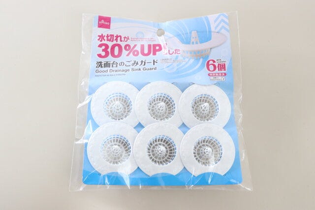 ダイソーの洗面台のごみガードのパッケージ