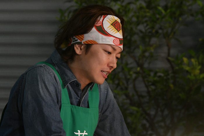 佐藤健/「義母と娘のブルース」第2話より(C)TBS