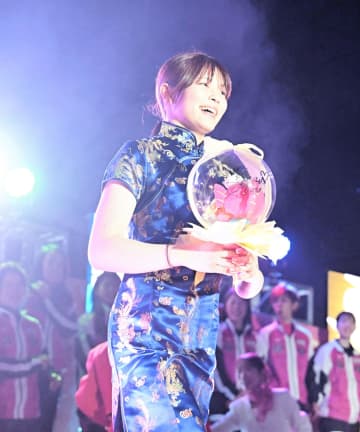 【ボート】鳴門PG1 スナックよしみの人気No.1井上はるぴが選手代表あいさつ