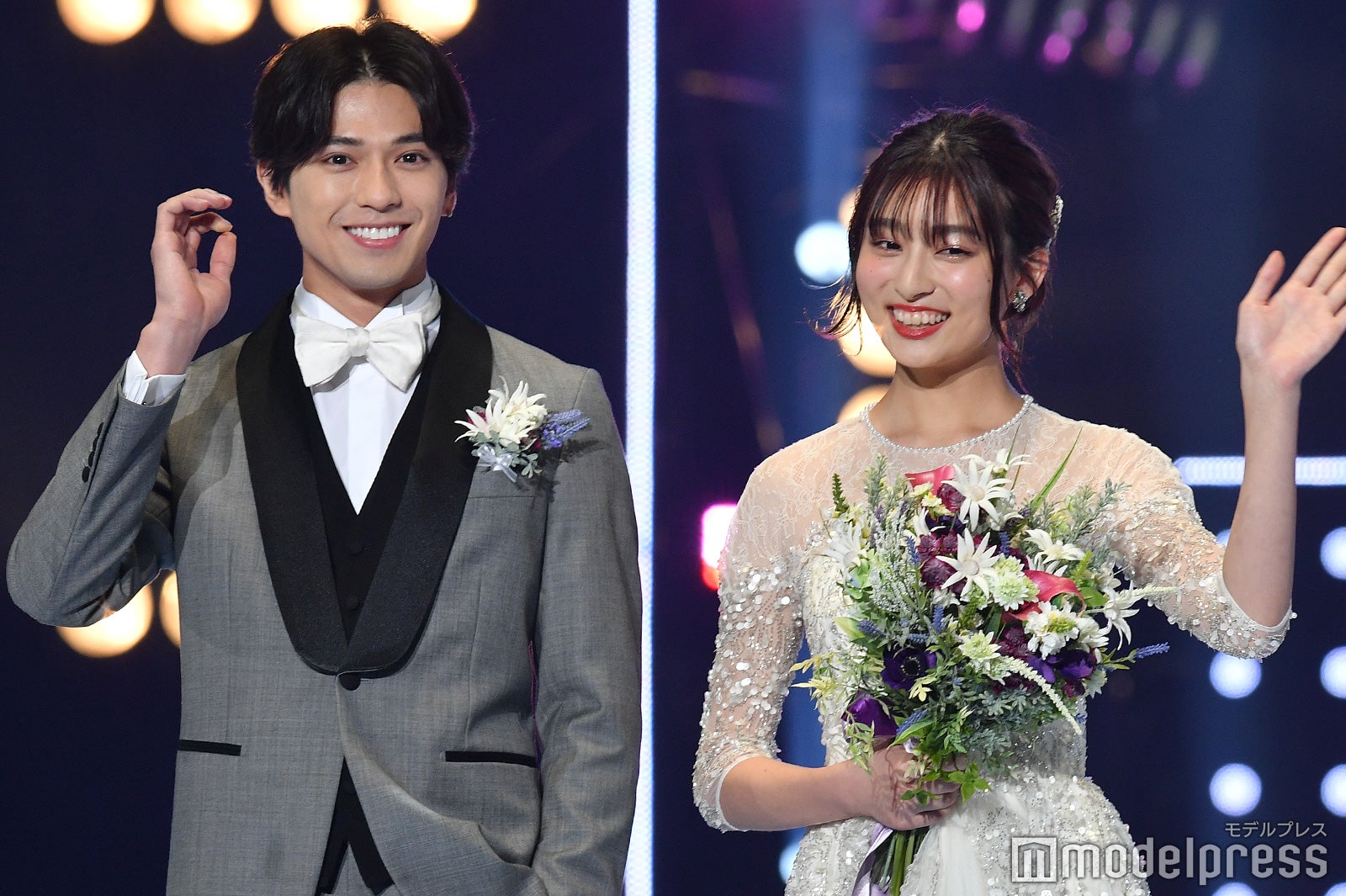 新田真剣佑、吉川愛（C）モデルプレス