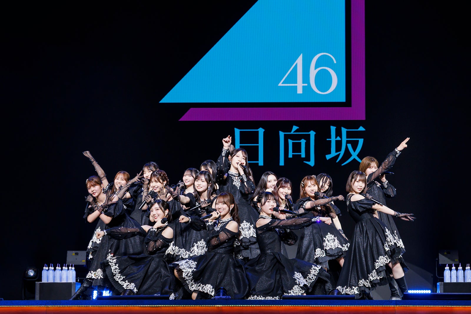 日向坂46（撮影：田中聖太郎写真事務所）