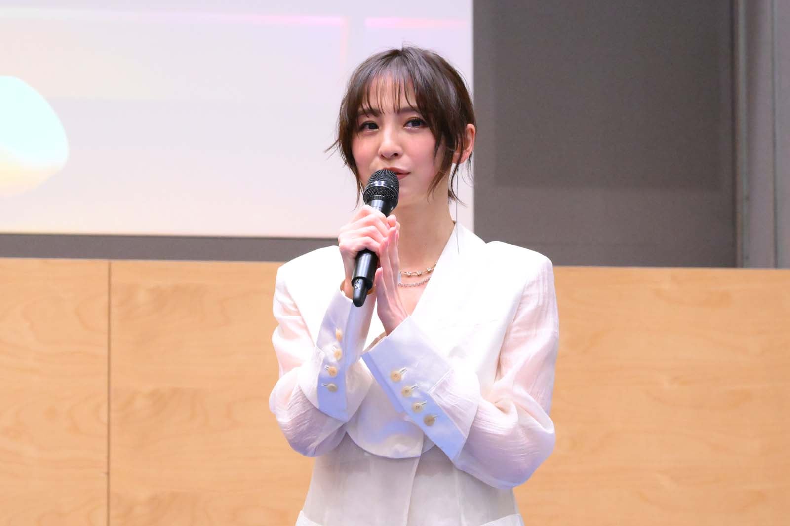 篠田麻里子（C）テレビ朝日