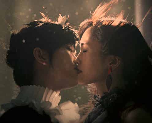 NMB48山本彩、抱き合いキス…男装姿も披露