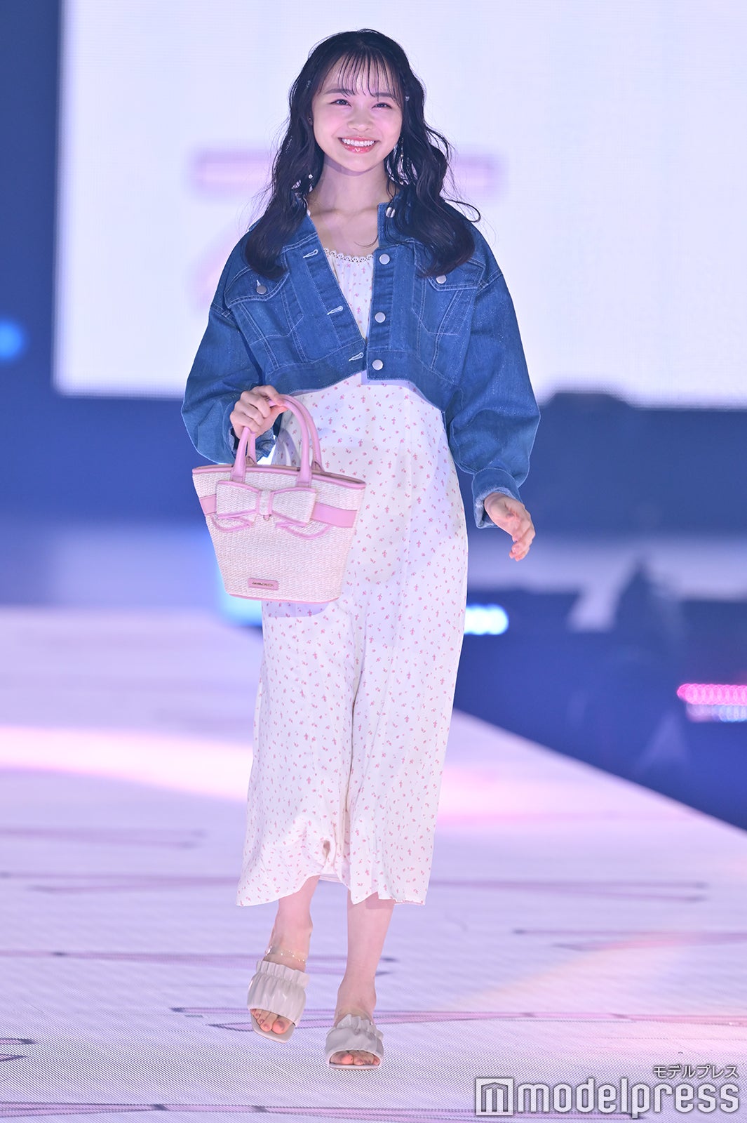 林芽亜里（C）モデルプレス