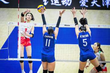 バレー女子 まさかの4強敗退に選手は涙、涙 和田は絶句「自分たちの弱さが出た」セッター関も「勝てなかった事実がある」 タイに1-3で敗れ五輪切符逃す