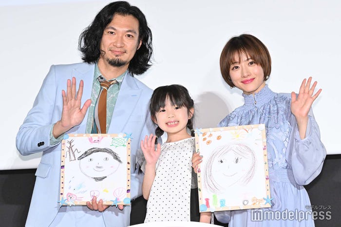 青木崇高、有田麗未、石原さとみ(C)モデルプレス